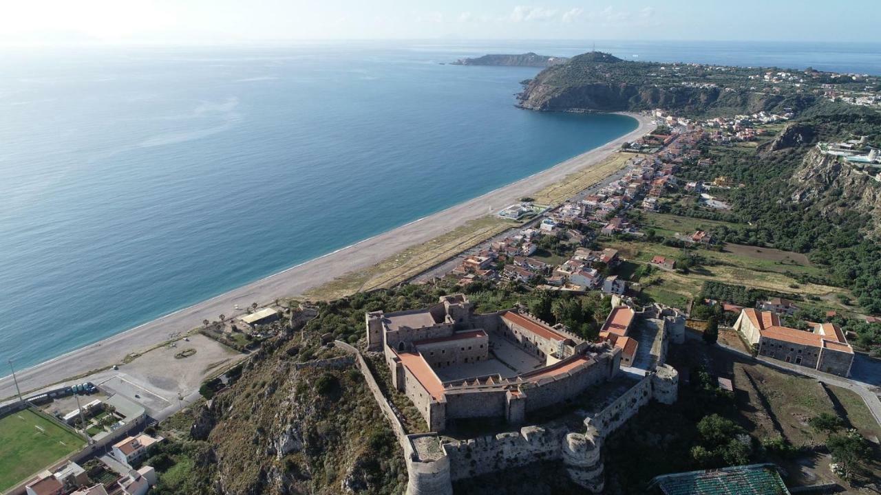 Bed and Breakfast La Casa Del Nonno Milazzo Exterior foto